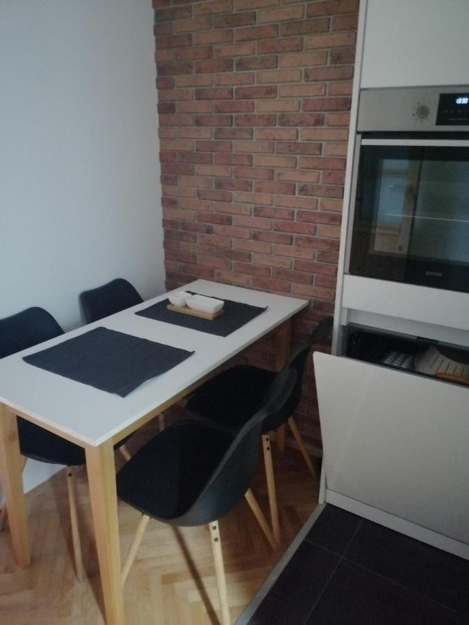 Small Modern Apartment With Parking Place SJJ Extérieur photo