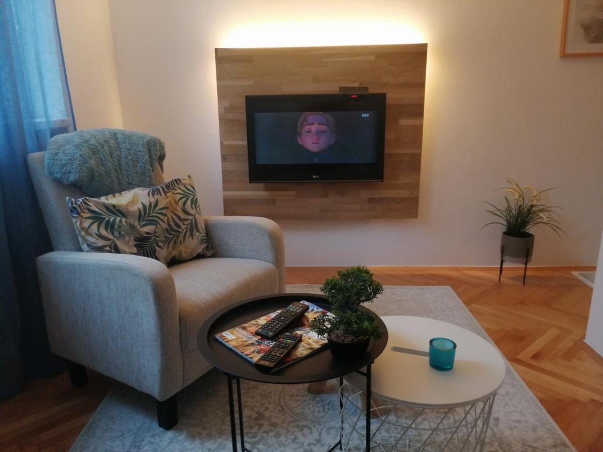 Small Modern Apartment With Parking Place SJJ Extérieur photo