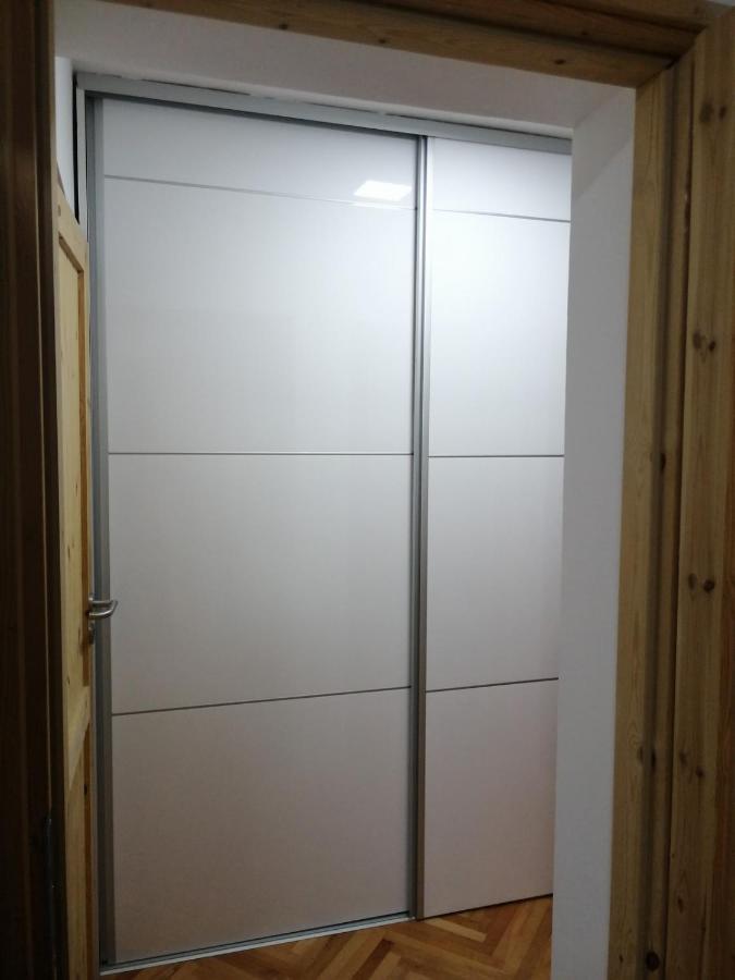 Small Modern Apartment With Parking Place SJJ Extérieur photo