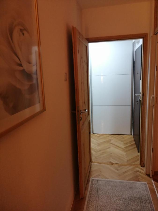 Small Modern Apartment With Parking Place SJJ Extérieur photo