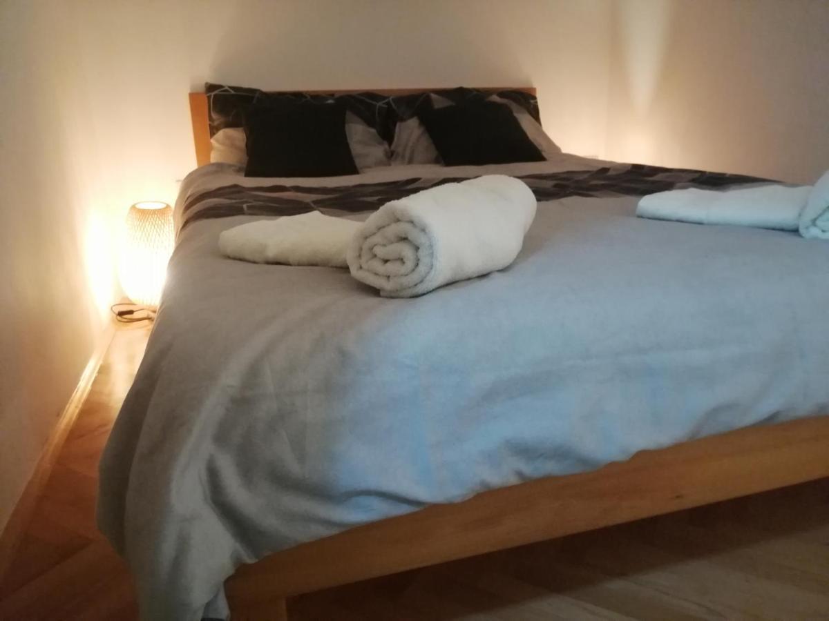 Small Modern Apartment With Parking Place SJJ Extérieur photo